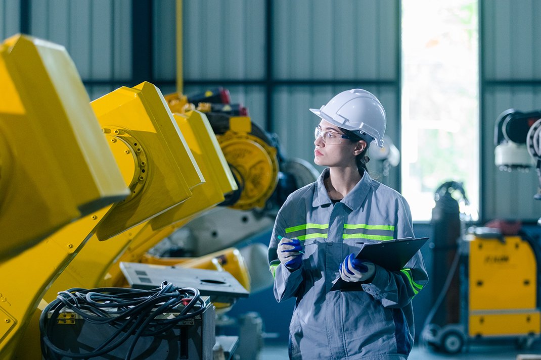 You are currently viewing Women in Manufacturing