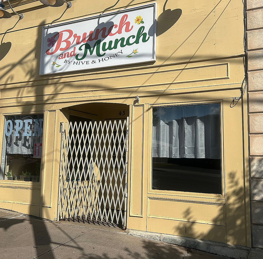 Read more about the article LAST PAGE: Brunch and Munch