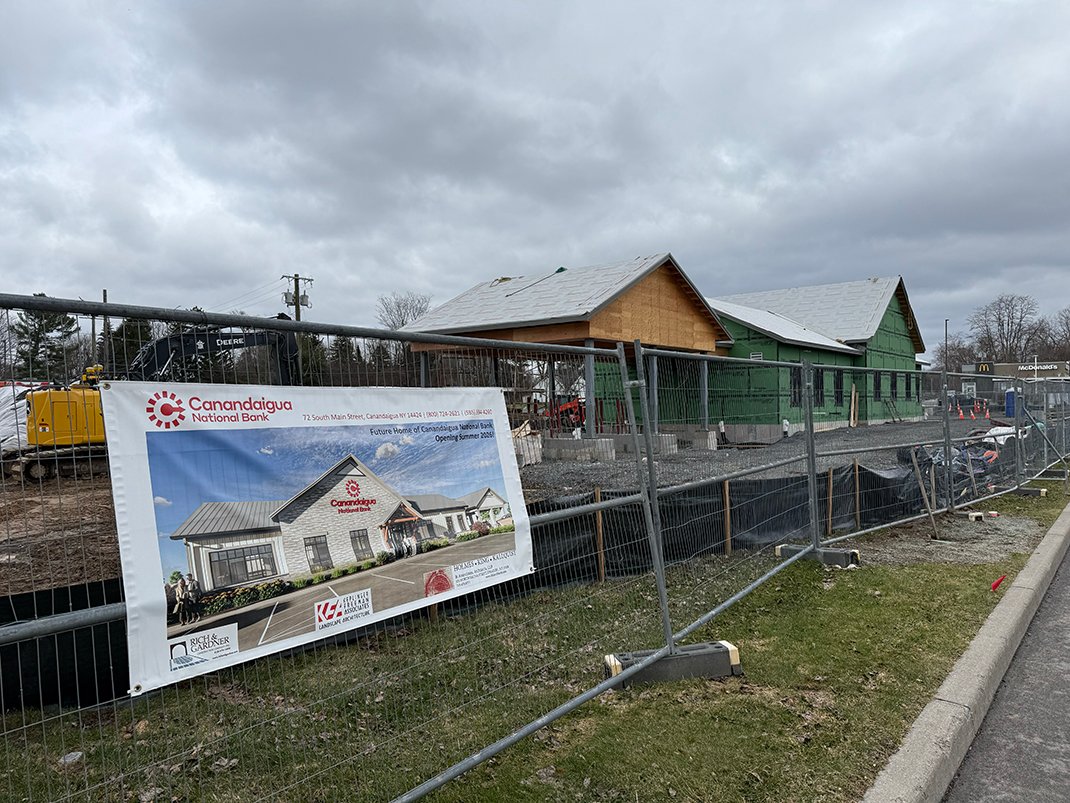You are currently viewing Canandaigua Bank Opens  branch in Syracuse