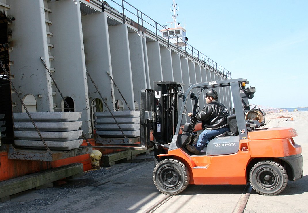 You are currently viewing BUSINESS UPDATE: Port Perseveres Despite Tariffs’ Negative Impact
